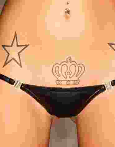 P005 Sexy string with perfect cut S