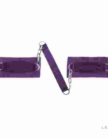 Jedwabne kajdanki Lelo Sutra Chinlink Cuffs Purple