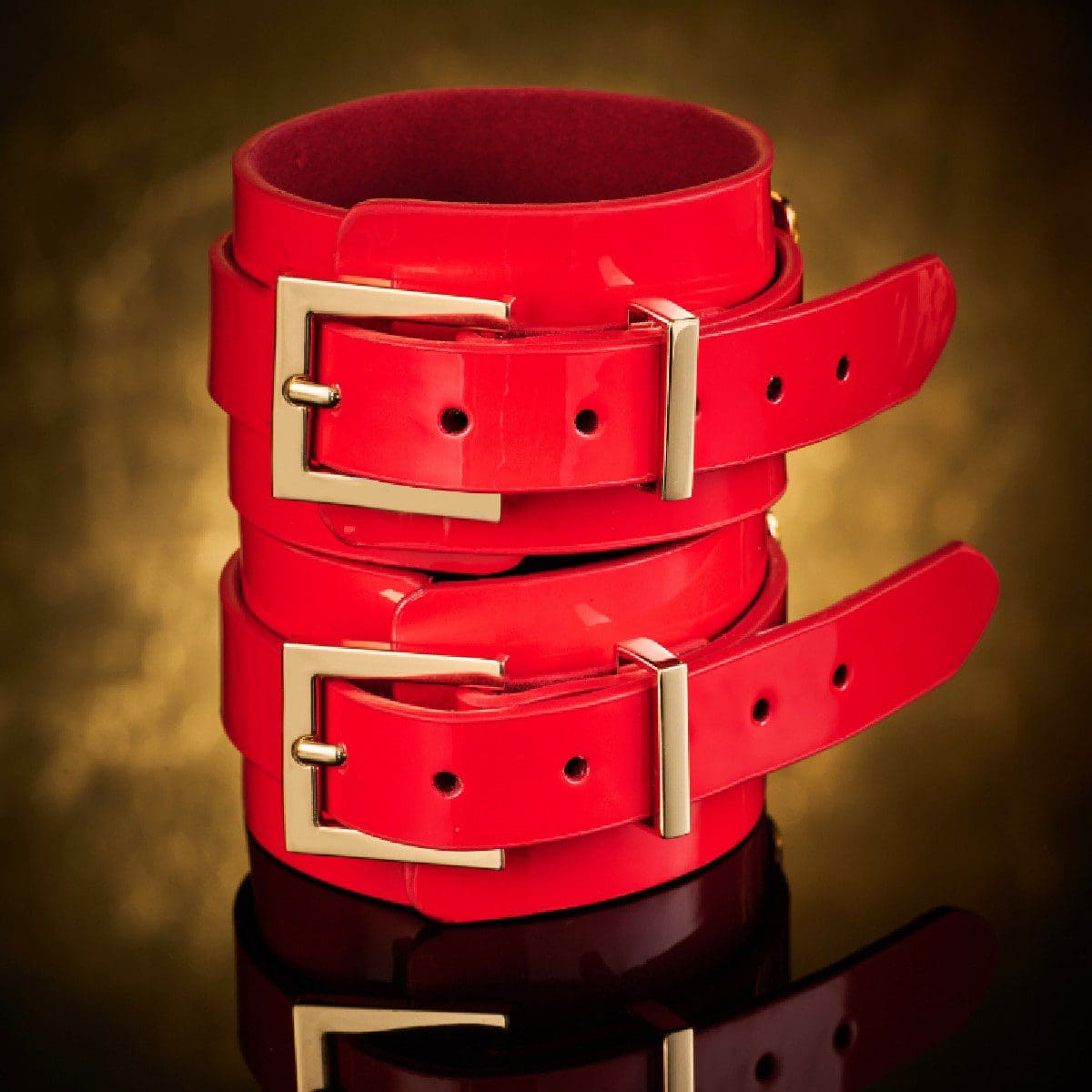 Kajdanki na nadgarstki VEGAS High Gloss Wrist Cuffs Kinky Diva 5 Kajdanki na nadgarstki VEGAS High Gloss Wrist Cuffs Kinky Diva