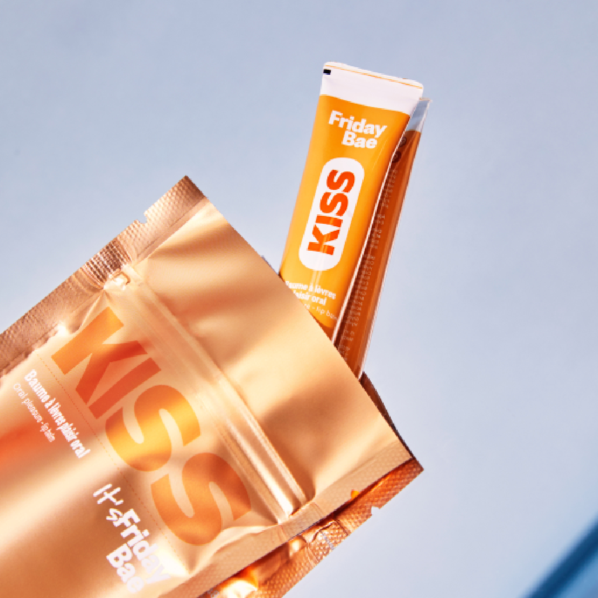 Balsam do pieszczot ustnych Friday Bae Kiss 15 ml 4 Balsam do ust Oral Pleasure Lip Balm Kiss 15ml Friday Bae